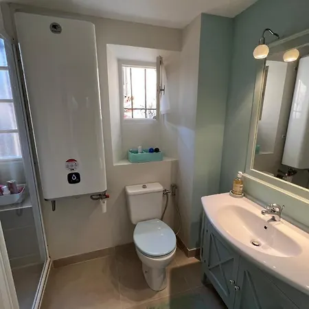 C054-bel Lumineux Au Coeur Du Suquet Apartamento